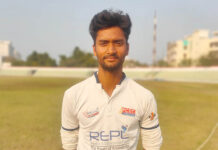 आकर्ष की गेंदबाजी के बाद साहब युवराज और राजकुमार का कमाल