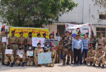 एनसीसी कैडेटों ने कठौता झील पर चलाया सफाई अभियान, लोगों को किया जागरूक