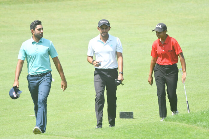 First round leaders - Team comprising of (L - R) Ankur Chadha, Aadil Bedi, Hitaashee Bakshi