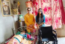 दिव्यांग को व्हीलचेयर प्रदान कर दिया जीने का सहारा