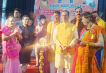 बांसुरिया धुन बंजारा में दिग्गज कलाकारों ने दी शानदार प्रस्तुति