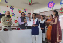 एस एन मिश्रा ओबीई स्कूल में हुआ परीक्षा परिणाम पुरस्कार वितरण