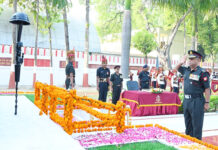 लेफ्टिनेंट जनरल संदीप मुखर्जी ने स्थापना दिवस पर शहीदों को दी श्रद्धांजलि