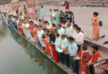 कुड़िया घाट में इस तरह हुई जल उत्सव माह की शुरुआत