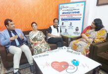 डॉक्टर को भी करना पड़ता है अनेक परेशानियों का सामना