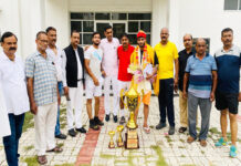 दोहरे स्वर्ण विजेता लखनऊ के बॉडीबिल्डर शिवांशु का हुआ सम्मान