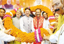 नवनिर्वाचित एमएलसी मुकेश शर्मा का सरोजनी नगर विधानसभा में हुआ अभिनंदन