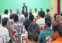 सरकार की योजनाओं की वंचित परिवार तक बनाए पहुंच : सुधांशु त्रिवेदी