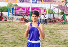 स्टेट बाक्सिंग में रायबरेली लालगंज की अनामिका का गोल्डन पंच