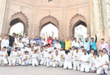 एलसीए के ग्रीष्म कालीन शिविर के समापन पर प्रतिभावान खिलाड़ी पुरस्कृत