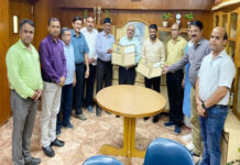 सीमैप ने हस्तांतरित की आर्टीमिसिया एनुआ की कृषि व प्रसंस्करण तकनीक