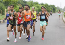 यूपी सुविधा हाफ मैराथन में अभिषेक पुरुषों में और प्रीति महिलाओं में चैंपियन