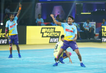 अल्टीमेट खो-खो : रामजी के कमाल से चेन्नई क्विक गन्स की जीत Manoj Patil of Chennai Quick Guns celebrates dismissing Rajasthan Warriors' defender during a Ultimate Kho Kho Season 1 match in Pune on Saturday, August 27, 2022
