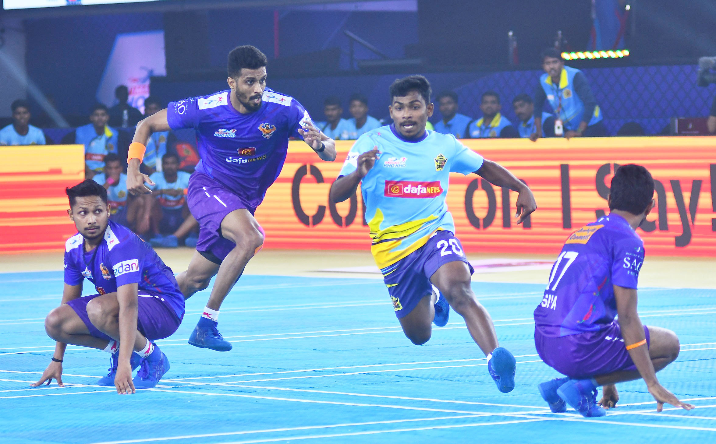 Players in action during a Ultimate Kho Kho Season1 match between Chennai Quick Guns and Gujarat Giants in Pune on Tuesday, August 23, 2022