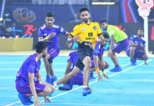 अल्टीमेट खो-खो : राजस्थान के जमादार और मुंबई के श्रीजेश टॉप परफॉमर्स Sreejesh S in action (in Yellow) during an Ultimate Kho Kho match