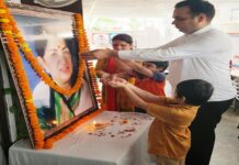संगीत प्रेमी ही नहीं, लता मंगेशकर के दीवाने है हर वर्ग के लोग शामिल