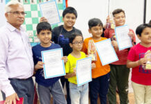 लखनऊ जिला शतरंज प्रतियोगिता में प्रणव एवं अजा विजेता