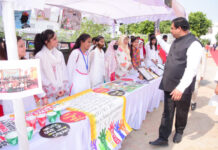 नैक पियर टीम ने शिया पीजी कॉलेज में मौजूद सुविधाओं को परखा