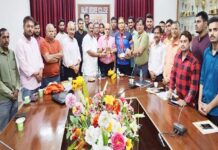 शूटिंग में कमाल दिखाने पर संजय कुमार शर्मा को किया गया सम्मानित