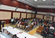 ज्ञान अर्जित करने में लिपि का ज्ञान आवश्यक, पुस्तकों के रूप में करती है मार्ग दर्शन