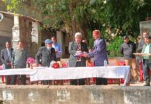 बीएसएनवी इंटर कॉलेज के स्टूडेंट्स को दी गई एक्यूपंचर विधा की जानकारी