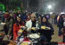 मेट्रो सिटी अपार्टमेंट में विभिन्न धर्मों के लोगों ने मनाई त्योहार की खुशियां