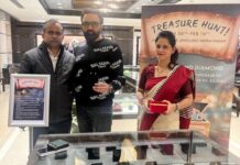 ‘ट्रेजर बॉक्स’ ऑफर में चार भाग्यशाली ग्राहकों ने जीती हीरे की ज्वेलरी