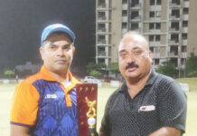 ट्रिपल सेवन की एकतरफा जीत, स्मैश क्लब को 123 रन से हराया