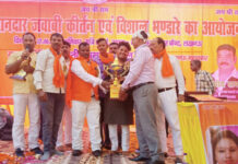 सचदेवा शरारती ने जीता जवाबी कीर्तन टूर्नामेंट