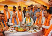 सरकार का रिपोर्ट कार्ड लेकर जनता के बीच पहुंच रही है भारतीय जनता पार्टी