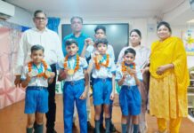 एलपीएस आनंद नगर शाखा के उत्कृष्ट ताइक्वांडो प्लेयर्स डा.एसपी सिंह द्वारा सम्मानित