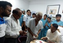 अपोलोमेडिक्स के डाक्टरों ने एक साथ की एंजियोप्लास्टी, वाल्व रिप्लेसमेंट और पेसमेकर इम्प्लांटेशन