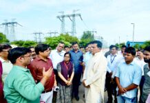 ऊर्जा मंत्री एके शर्मा ने आगरा के फतेहाबाद विद्युत सर्विस स्टेशन का किया निरीक्षण