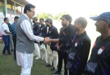 मयूर और अभिषेक ने इलेक्ट्रानिक मीडिया को दिलाई जीत