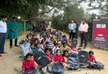 सुएज फाउंडेशन इंडिया ने बच्चों को बैग बांटकर त्यौहार की खुशियां की दोगुनी