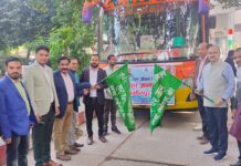 लखीमपुर के स्कूली बच्चों के लिए यादगार बनी जल ज्ञान यात्रा