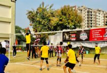 सरोजनीनगर इंटर स्कूल बॉयज वॉलीबॉल : एसकेडी एकेडमी ने सेक्रेड हार्ट स्कूल को दी मात, पायनियर मांटेसरी इंटर स्कूल को वॉकओवर