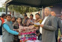 डॉ.राजेश्वर सिंह का ‘कंबल वितरण महाभियान’ बना जरूरतमंदों के लिए वरदान