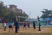 सरोजनीनगर इंटर स्कूल बॉयज वॉलीबॉल : एसकेडी एकेडमी वृंदावन और पीबीएसएन इंटर कॉलेज की सेमीफाइनल में एंट्री