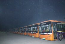 अयोध्या नगरी में नगर विकास विभाग द्वारा चलायी जा रही इलेक्ट्रिक बसें