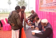 विधायक राजेश्वर सिंह हर गांव हर अंतिम व्यक्ति तक पहुँच समस्याओं का कर रहे समाधान