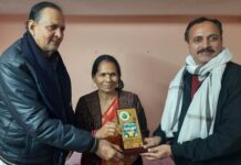 सामाजिक कार्यों में उत्कृष्ट योगदान के लिये पूर्व महापौर सुरेश चंद्र अवस्थी सम्मानित