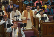 भगवान राम में जिन्हें श्रद्धा नहीं, वे मथुरा में जाकर ही कुछ कर दें