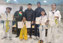 ऑक्सफोर्ड ताइक्वांडो अकादमी के खिलाड़ियों ने चार स्वर्ण सहित झटके सात पदक