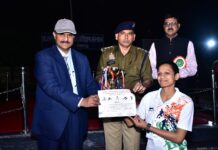 कारागार विभाग वार्षिक खेलकूद : जिला कारागार बिजनौर की गर्विता सिंघल ने जीते तिहरे खिताब