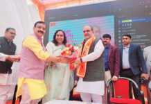 लाइव प्रसारण से पीएम मोदी ने नारी शक्ति वंदन अभियान का किया समापन