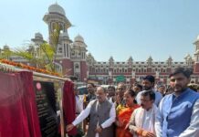 चारबाग़ रेलवे स्टेशन पर ट्रेन रेल कोच रेस्टोरेंट और जन औषधि केंद्र का शुभारंभ