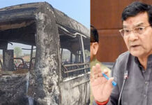 गाजीपुर बस हादसा : मंत्री एके शर्मा सख्त, एक की सेवा समाप्त, 3 निलंबित