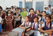 आलस त्याग करेंगे मेहनत, कहानी सुनकर बच्चों ने लिया संकल्प