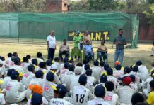 सेंट्रल जोन खिलाड़ी मो.आमिर ने दिए विकेटकीपिंग के टिप्स